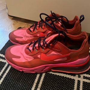 Nike Air pink red react size 10
